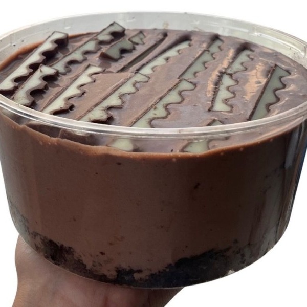 Nena's Gourmet | Kinder Trifle Medium Size