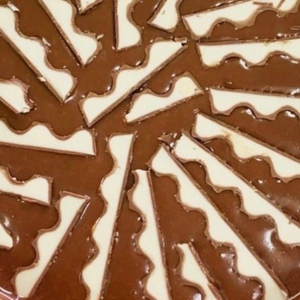 Nena's Gourmet | Kinder Trifle Large Size