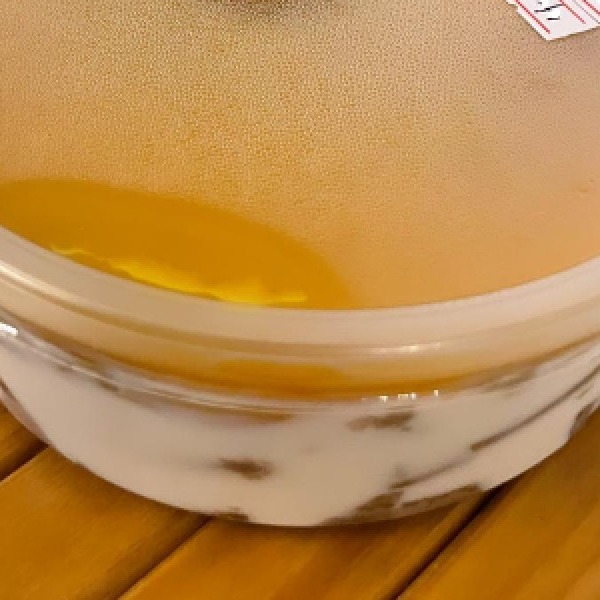 Nena's Gourmet | Mango Graham dessert - medium size