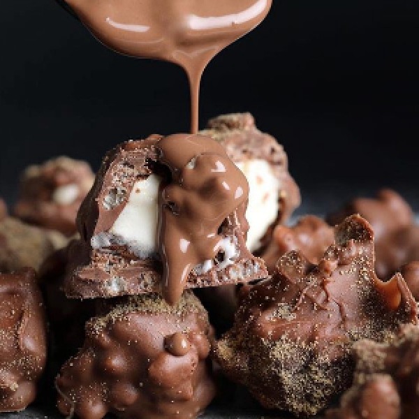Nena's Gourmet | Crunchies Ice Cream